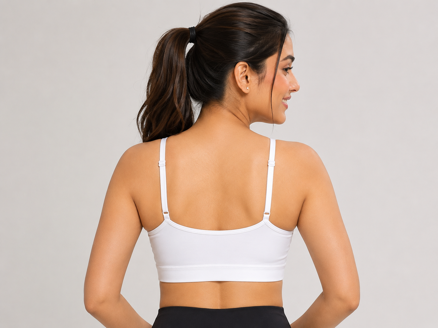 Women's Lightly Padded Sports Bra | Stretchable Non-Wired Seamless Bra for Gym, Yoga & Daily Wear (Free Size)